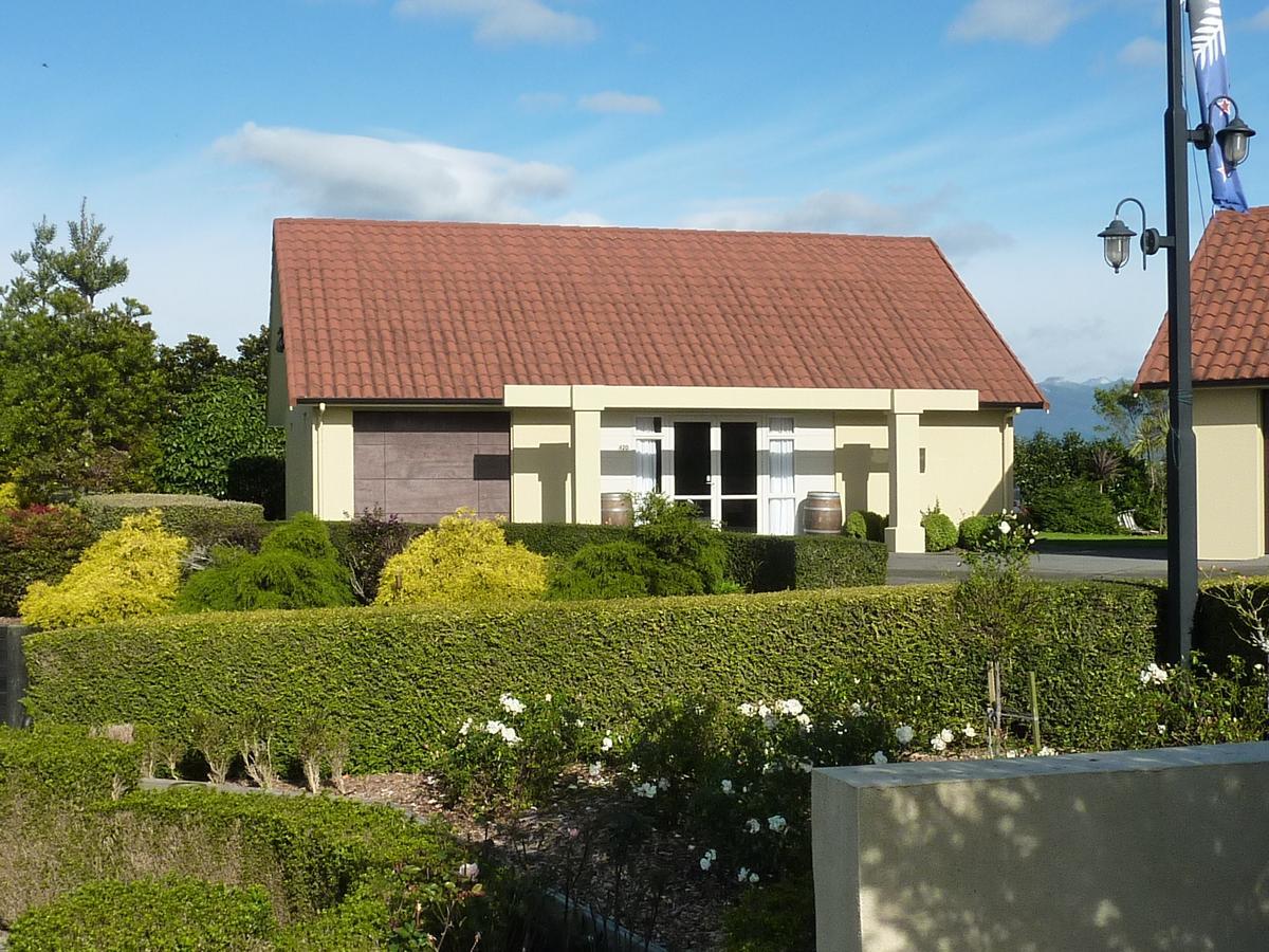 A Touch Of Tuscany At Hillsborough New Plymouth Exteriér fotografie